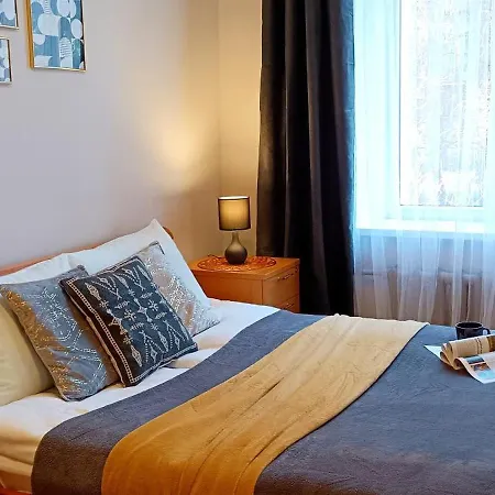 Cozy & Bright 1 Bedroom With Park Nearby - Free Parking, Riga, Up To 5 Guests *